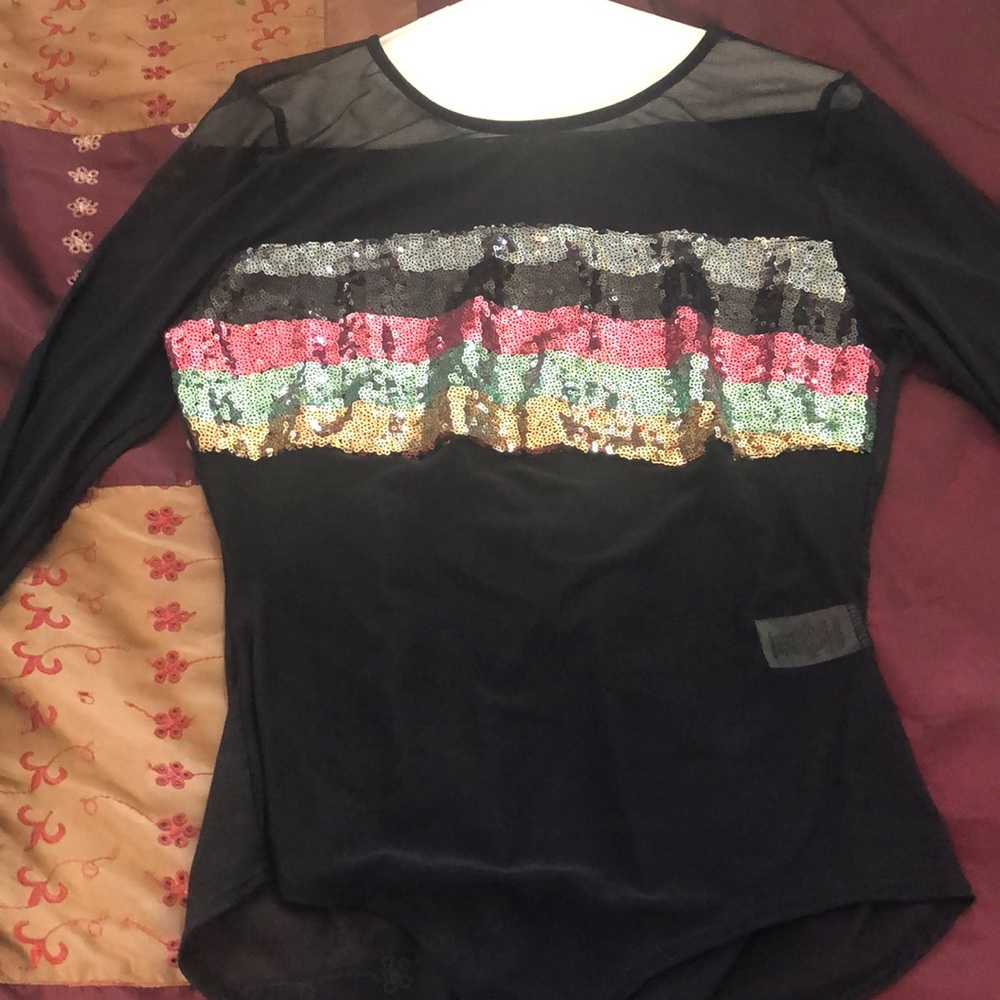 Women’s two piece sequence